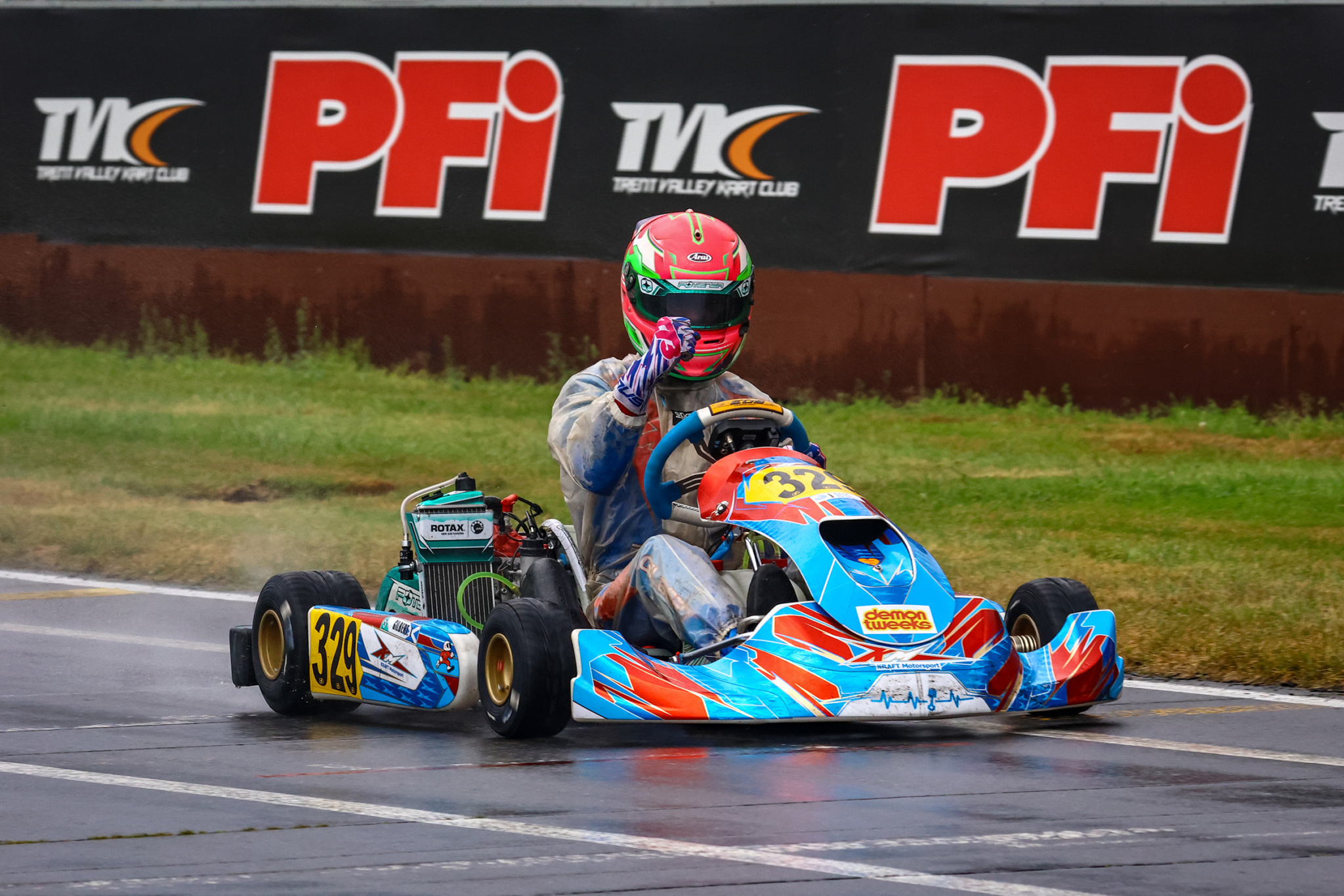 Rotax Racing RMCET Rd4 finishline Senior1