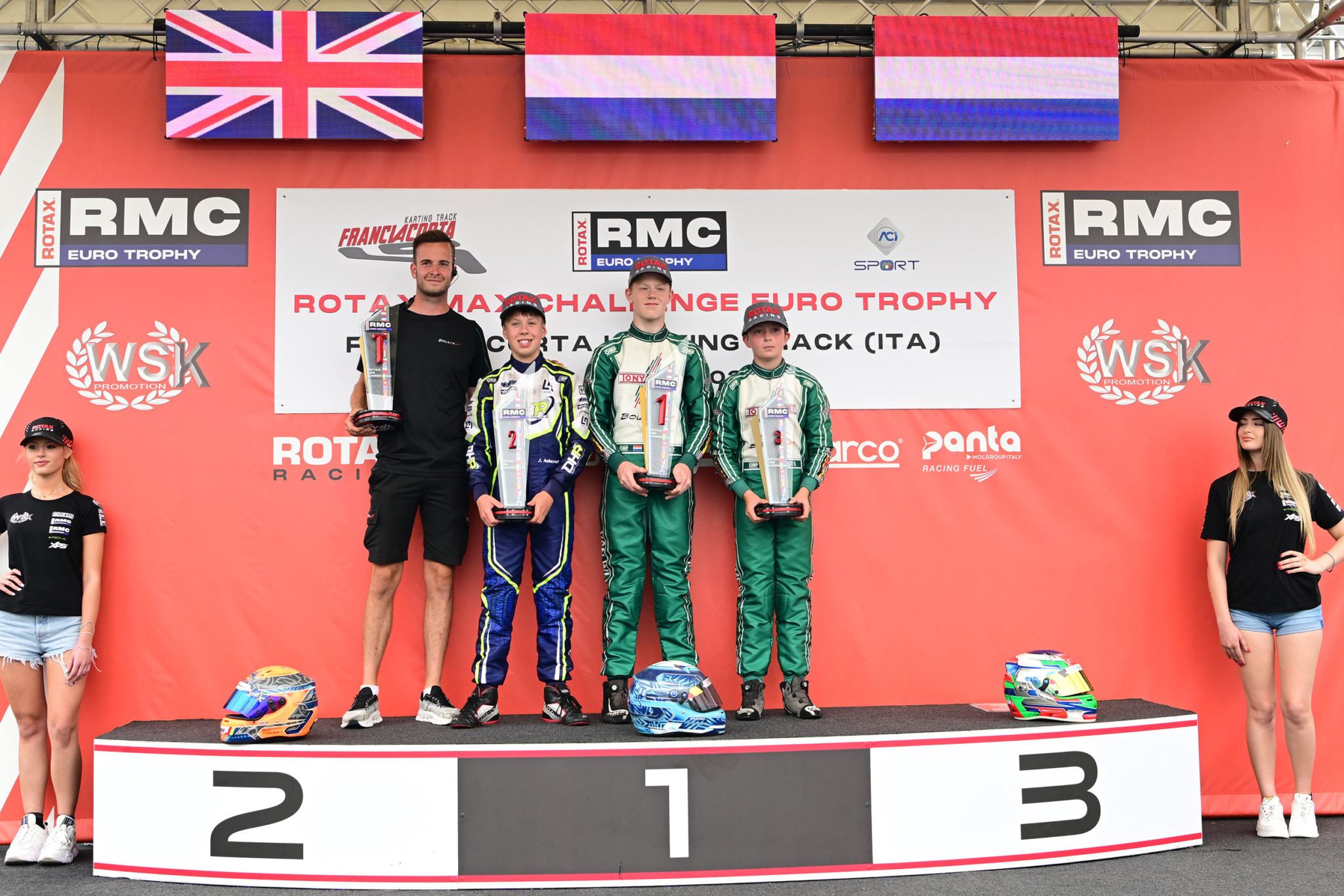 Podium Junior MAX2