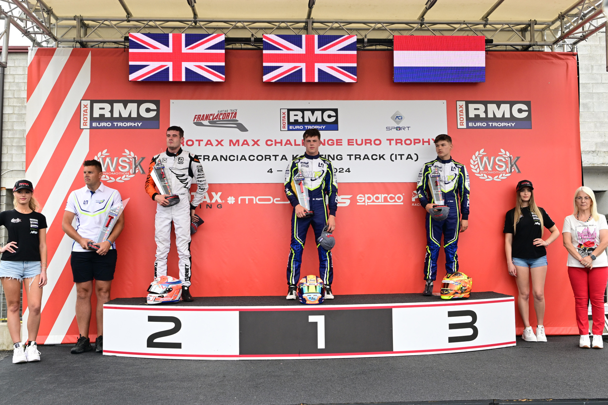 Podium Senior MAX