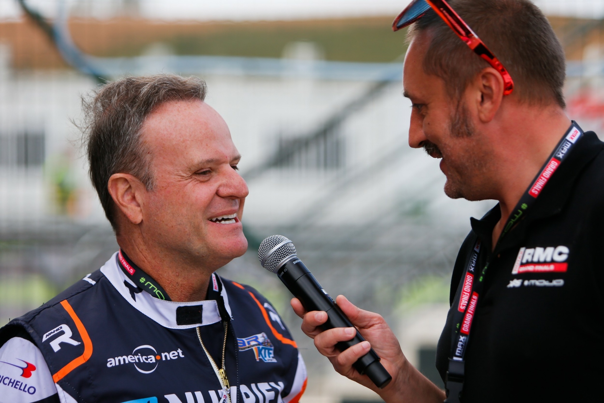 Rubens Barrichello talking with Henry Beaudette