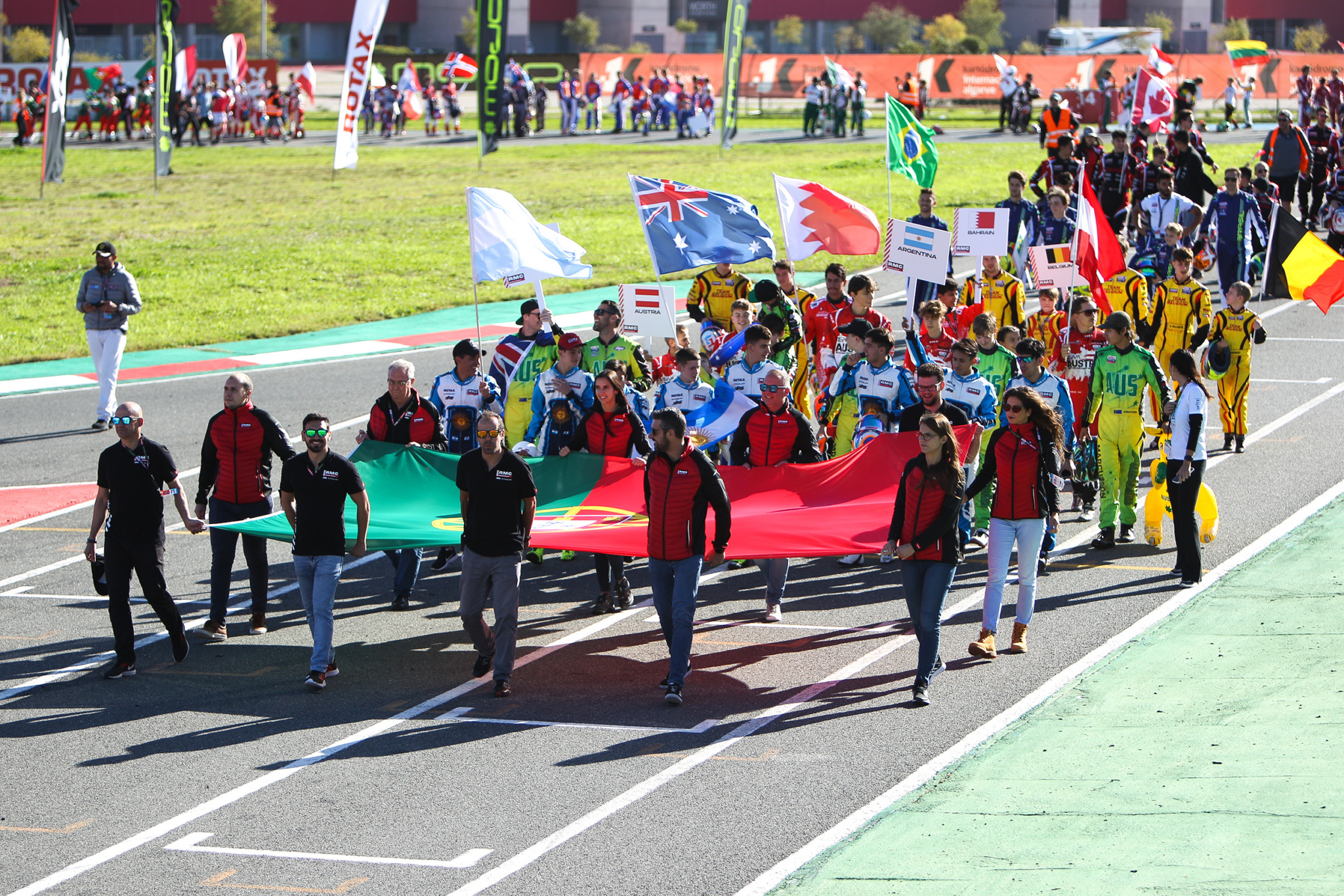 Drivers Parade Portuguese Flag 6